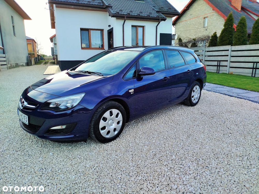 Opel Astra 1.4 Turbo 150 Jahre - 2