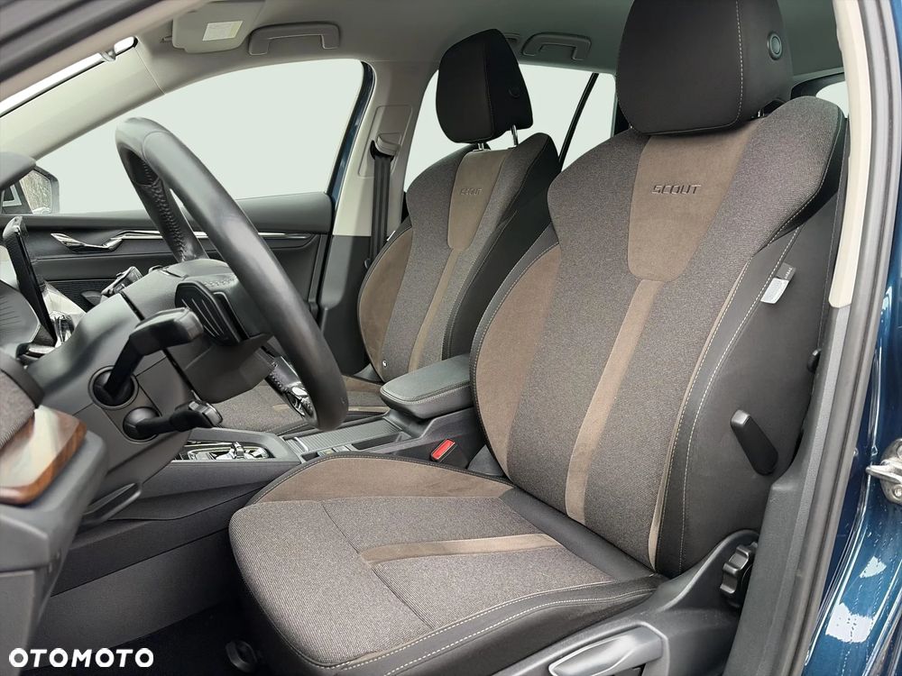 Skoda Octavia 2.0 TSI 4x4 Scout DSG - 15