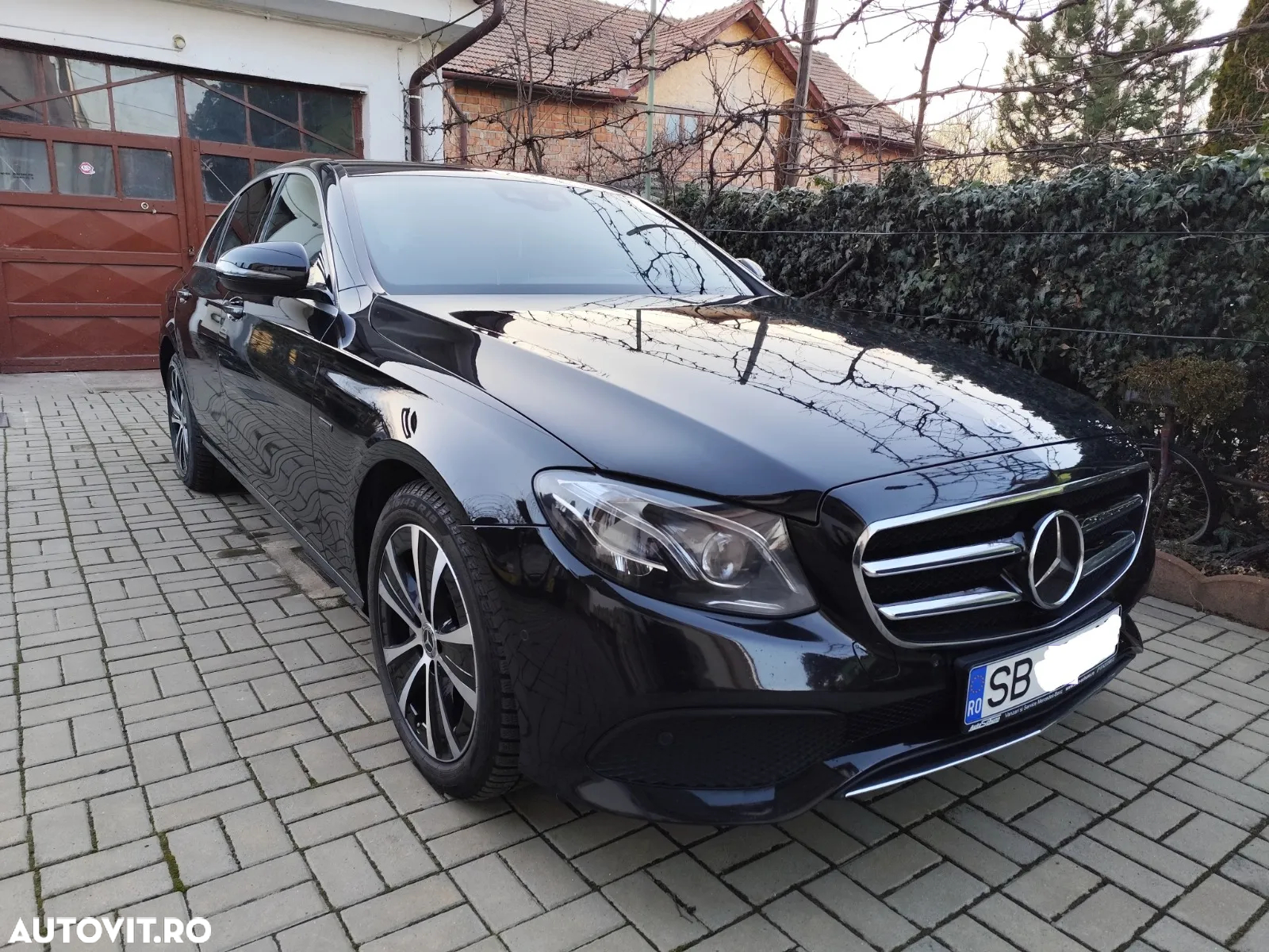 Mercedes-Benz E - 3