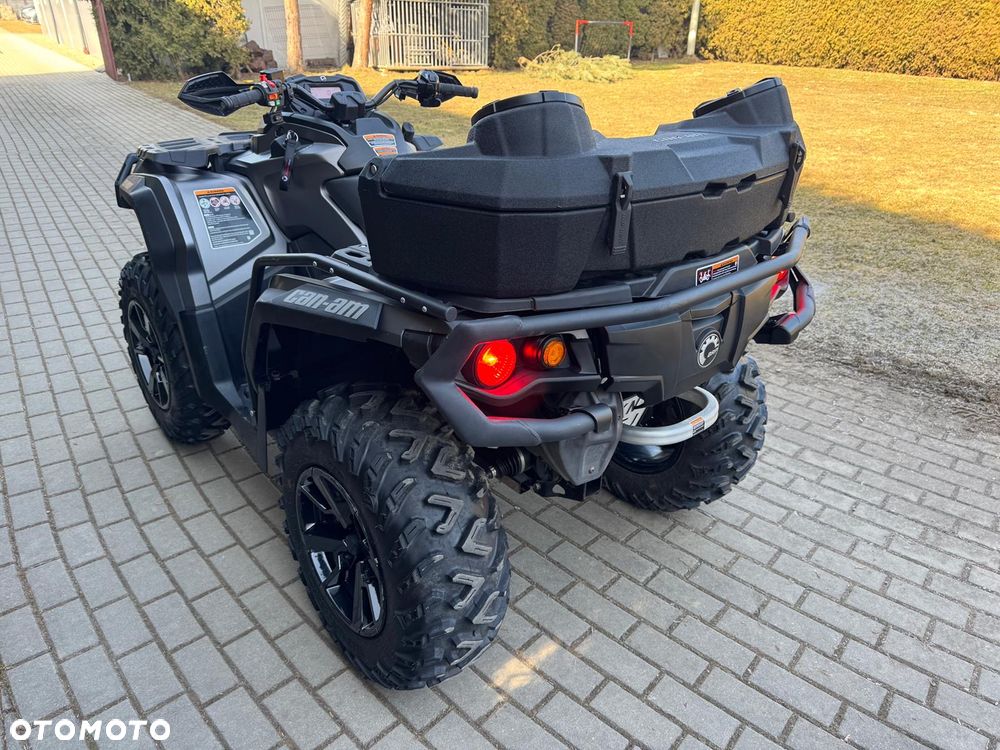 Can-Am Outlander - 12