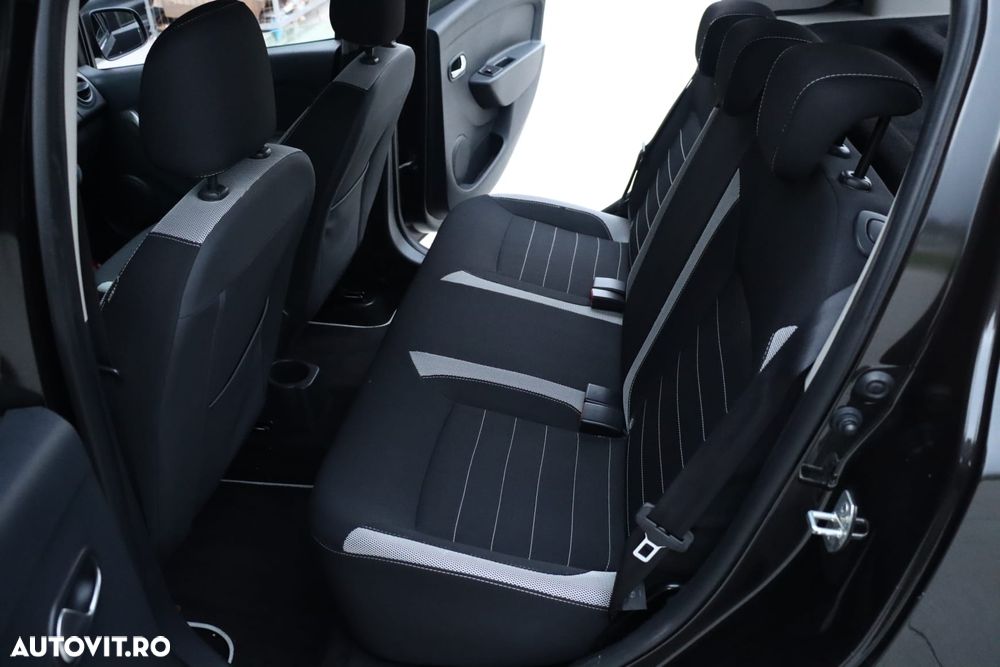 Dacia Sandero 0.9 90CP Stepway - 11