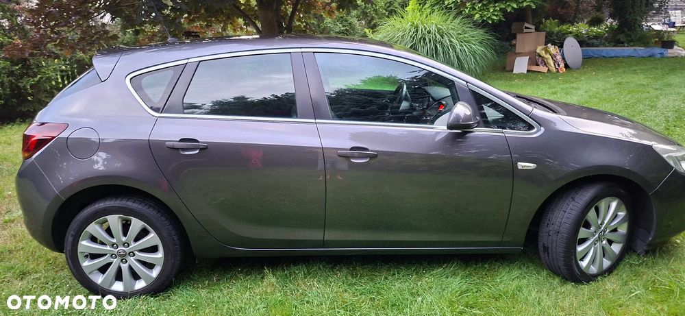 Opel Astra 1.4 ecoFLEX - 37