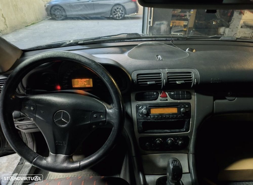 Mercedes-Benz C 220 CDI Sportcoupe - 11