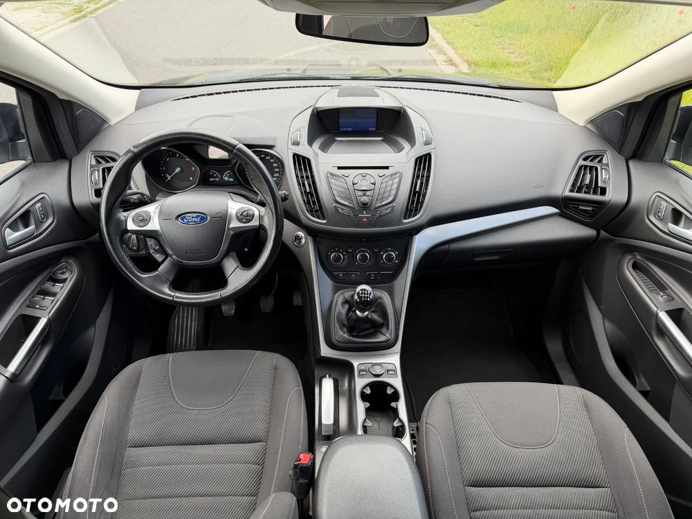 Ford Kuga 2.0 TDCi 2x4 Titanium - 5