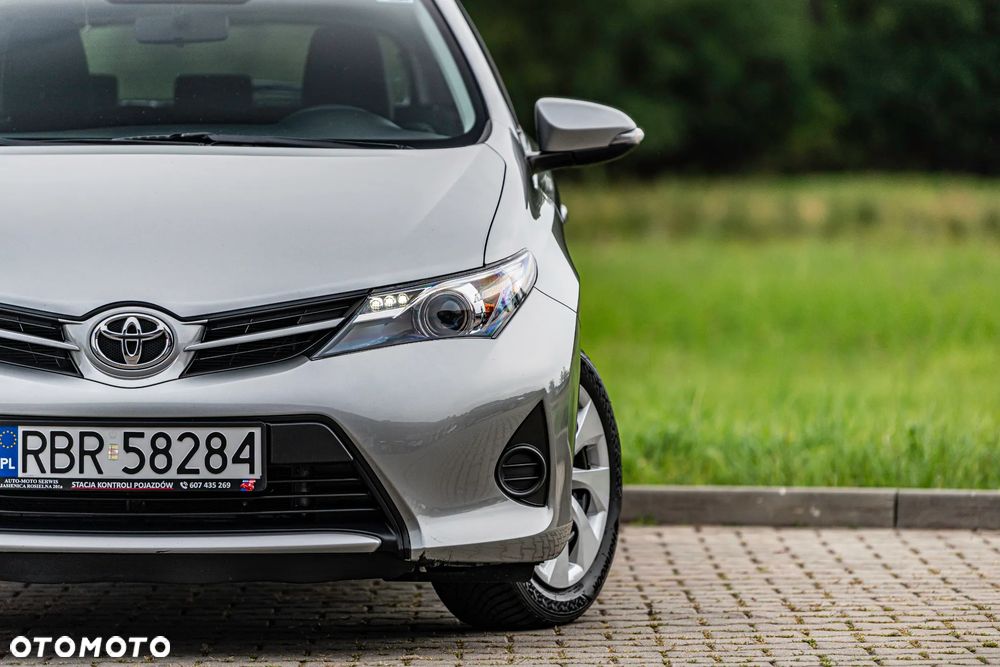 Toyota Auris 1.33 Dual-VVT-i Comfort - 11