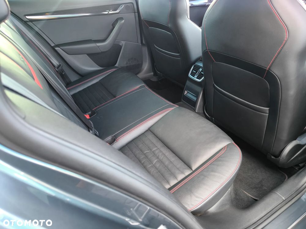 Skoda Octavia 2.0 TSI RS 230 DSG - 13