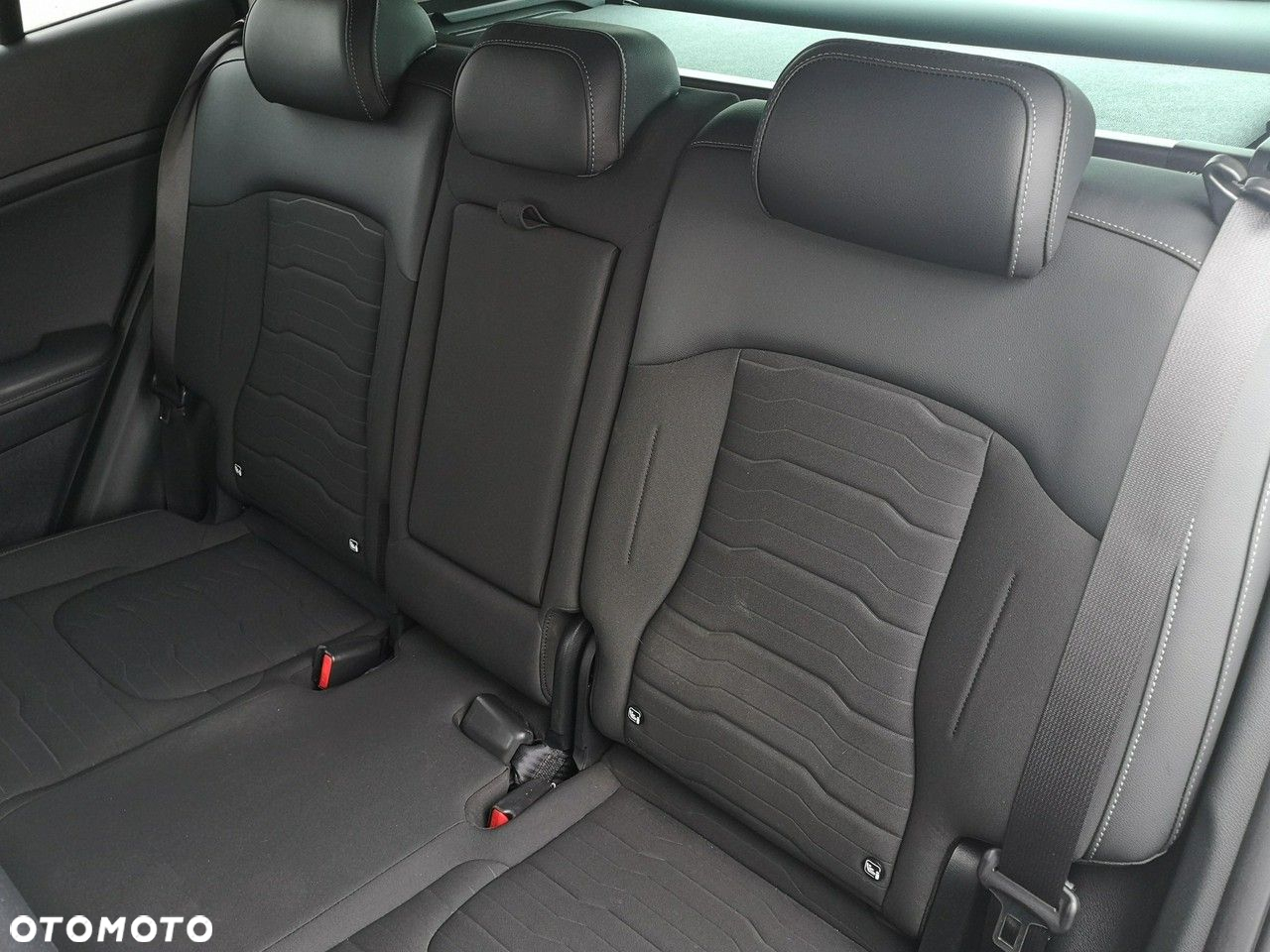 Kia Sportage 1.6 T-GDI MHEV Business Line 2WD DCT - 17