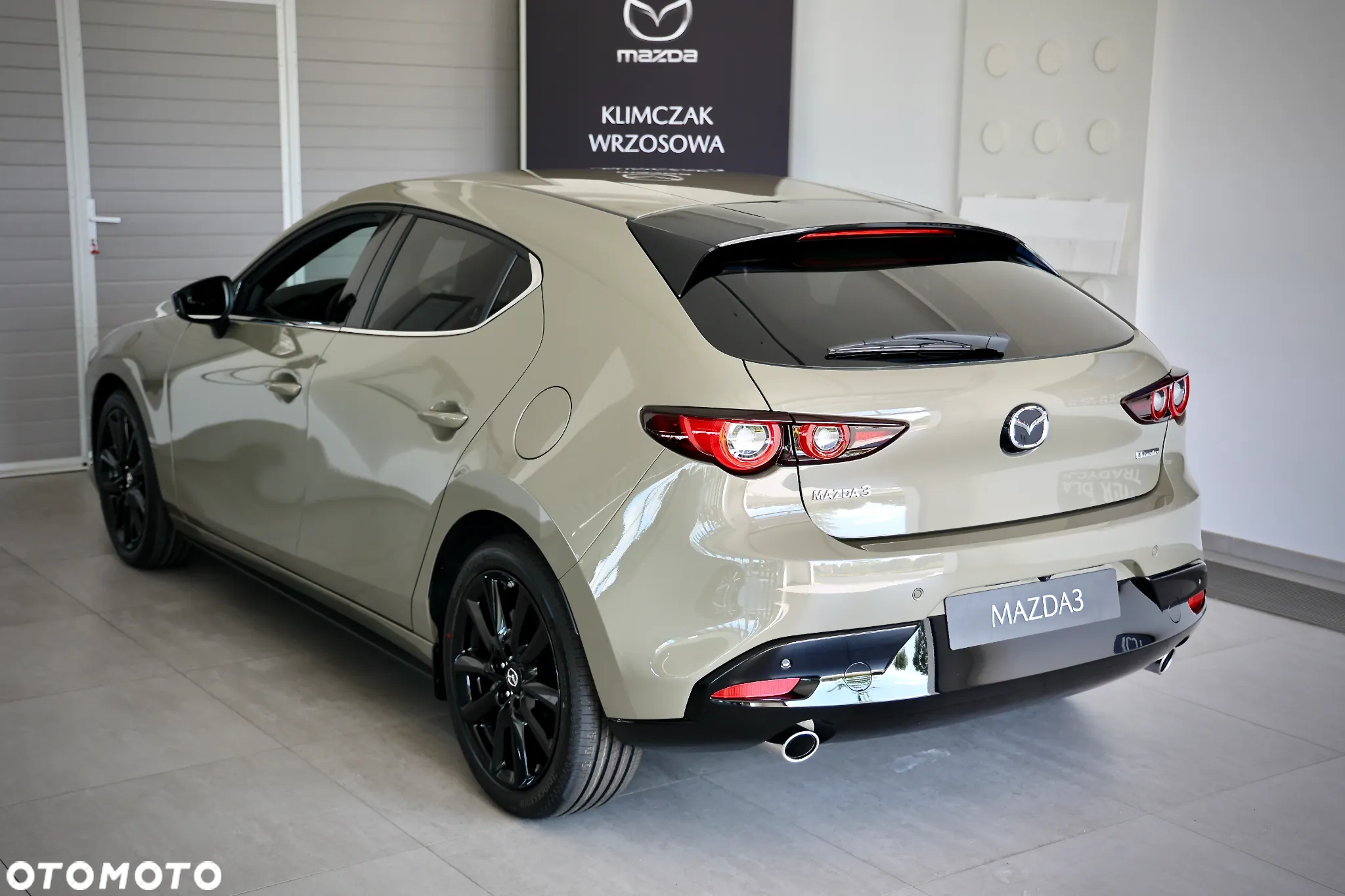 Mazda 3 - 10