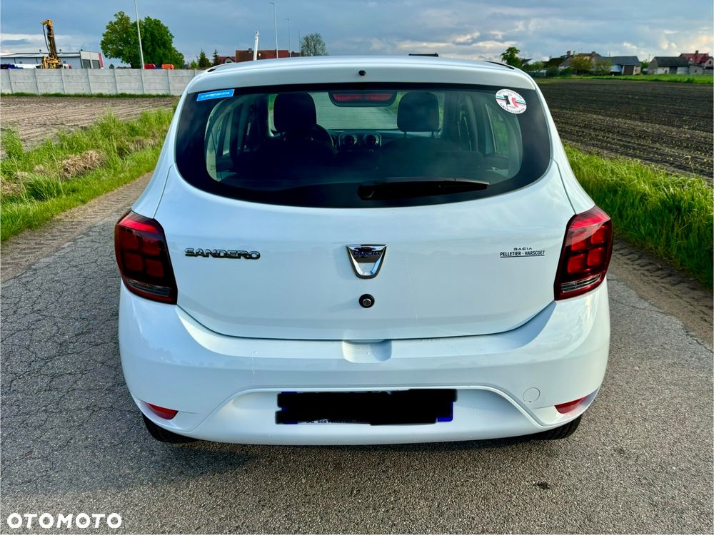 Dacia Sandero SCe 75 Essential - 9