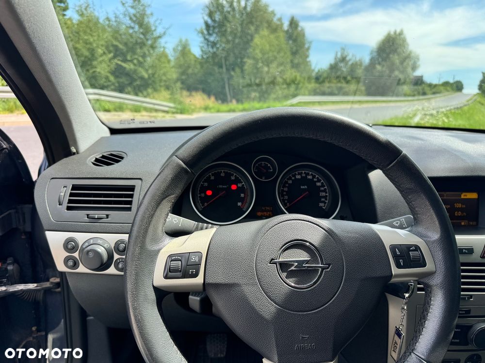 Opel Astra 1.6 Cosmo - 4