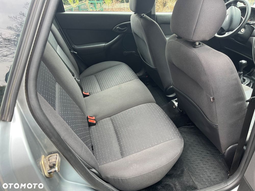 Ford Focus 1.6 X100 - 16