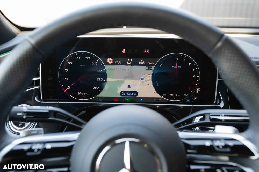 Mercedes-Benz E - 23
