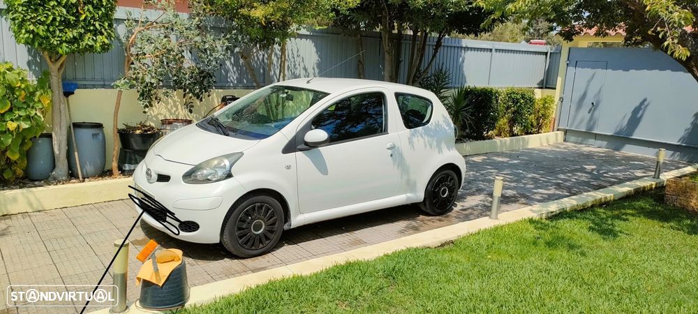 Toyota Aygo - 2