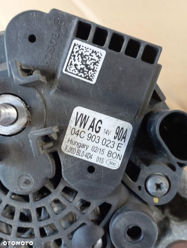 VW POLO 6C 1.0 MPI ALTERNATOR 90A 14V 04C903023E - 4