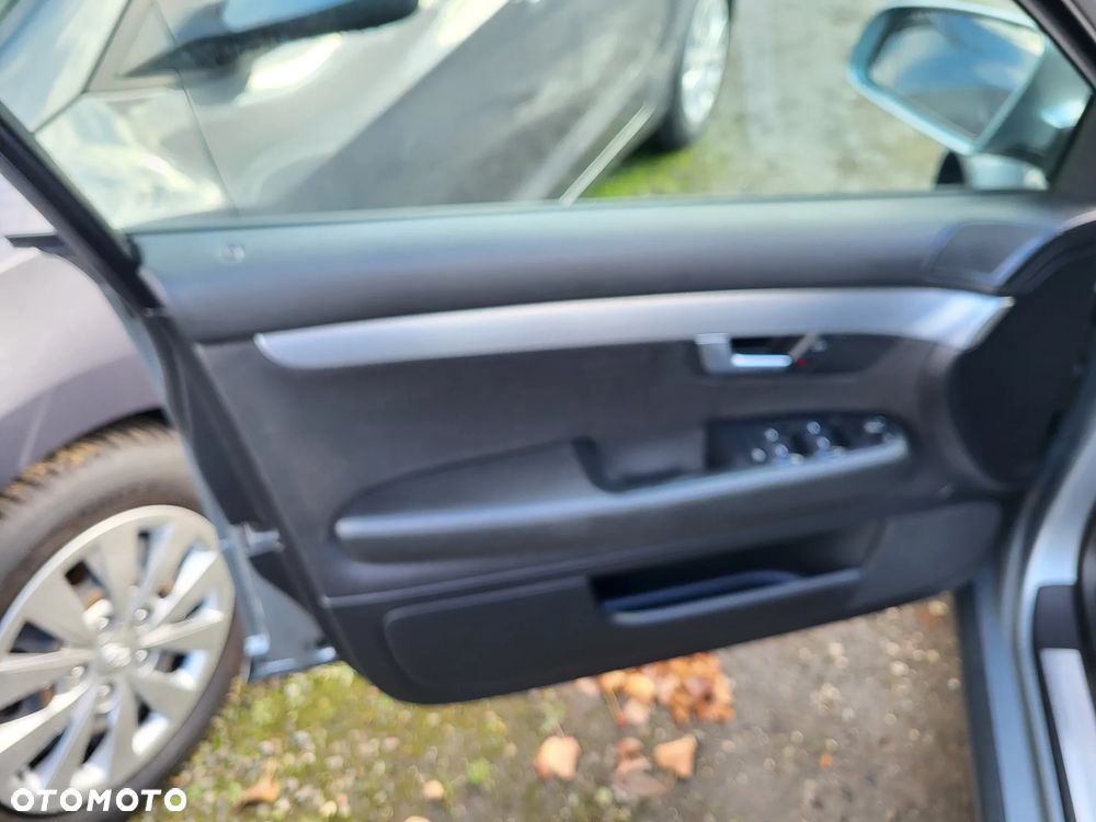 Audi A4 Limousine 1.8 T multitronic - 11