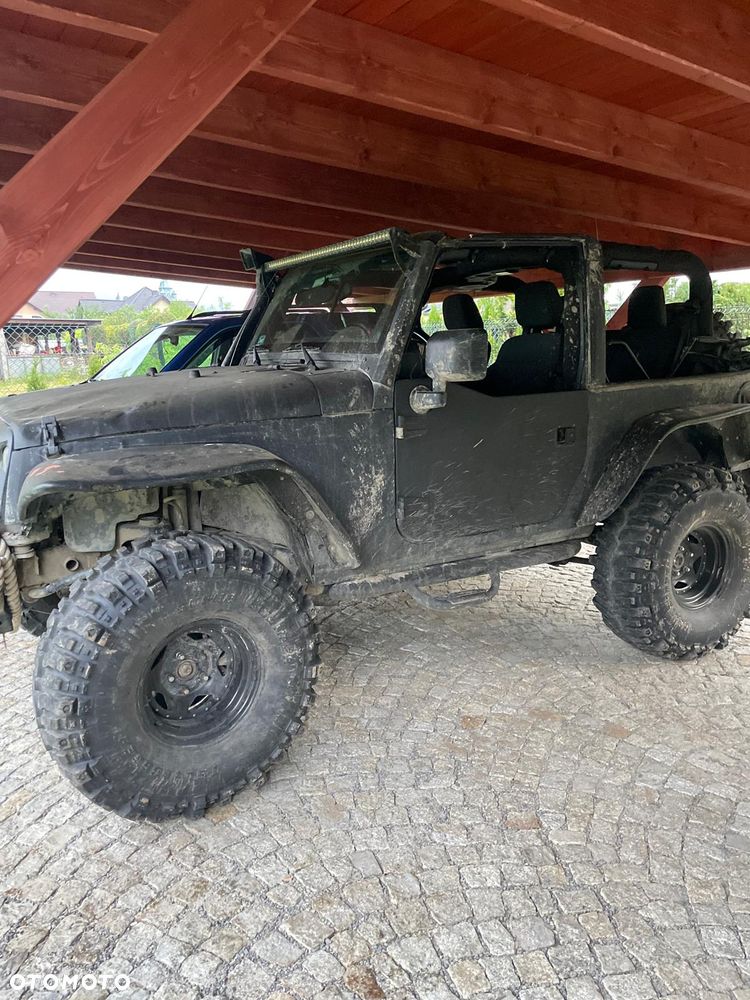 Jeep Wrangler - 2