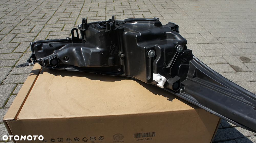 PRZEDNIA LEWA LAMPA TOYOTA C-HR C HR CHR FULL LED - 10