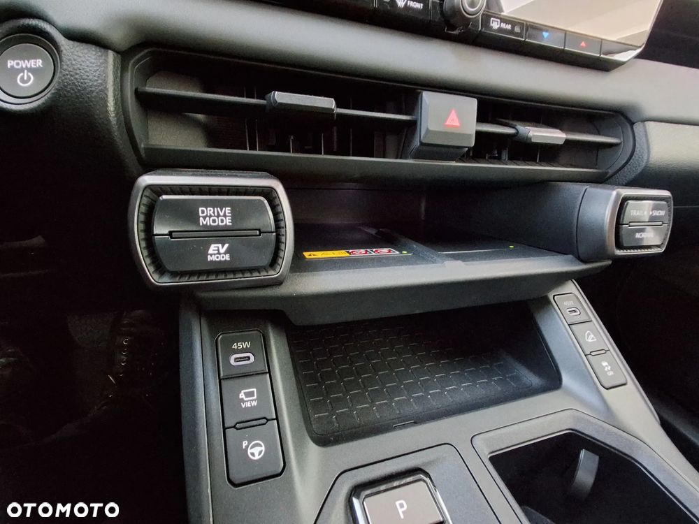 Toyota RAV4 - 24