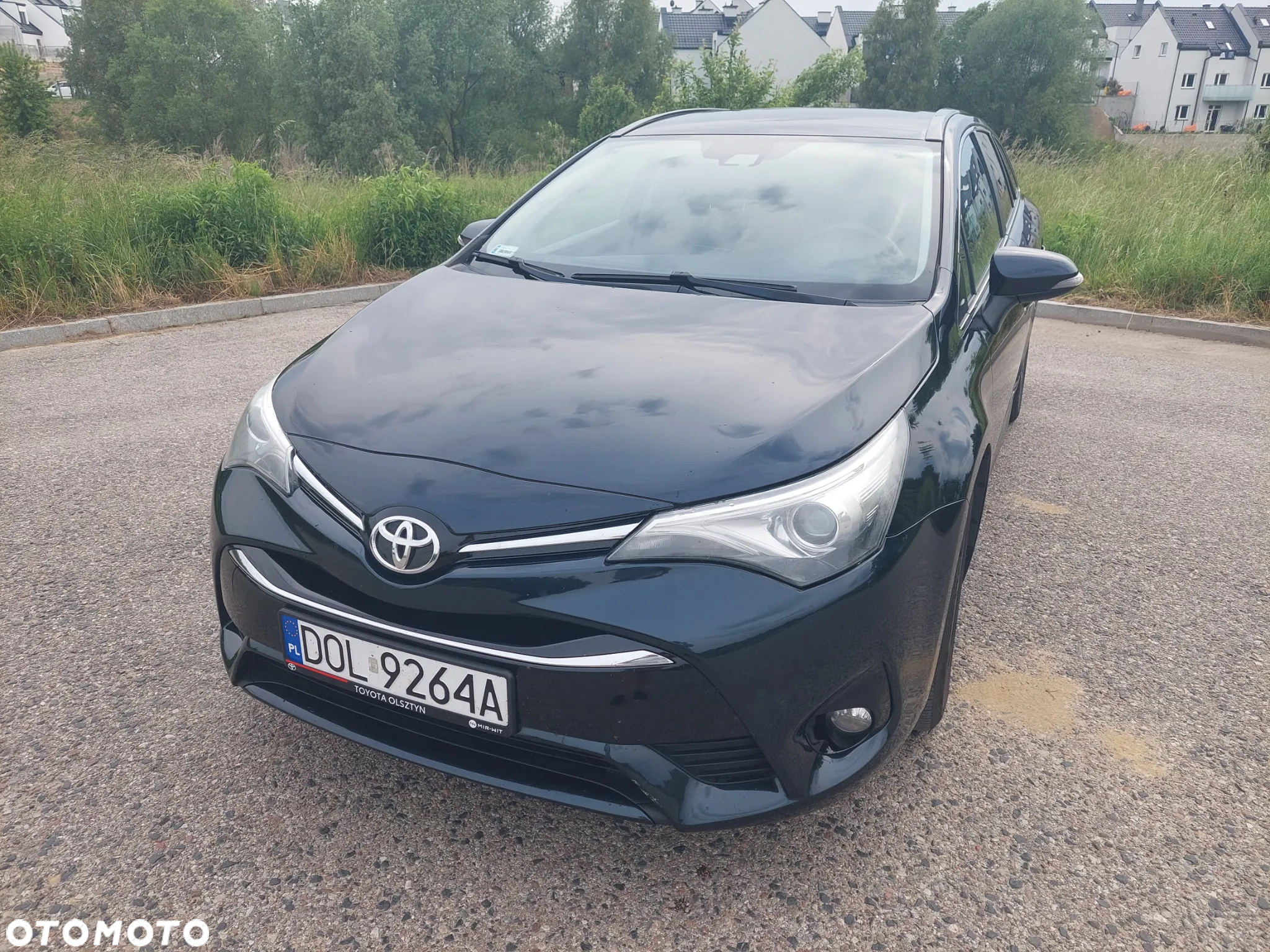 Toyota Avensis 1.8 Premium MS - 2