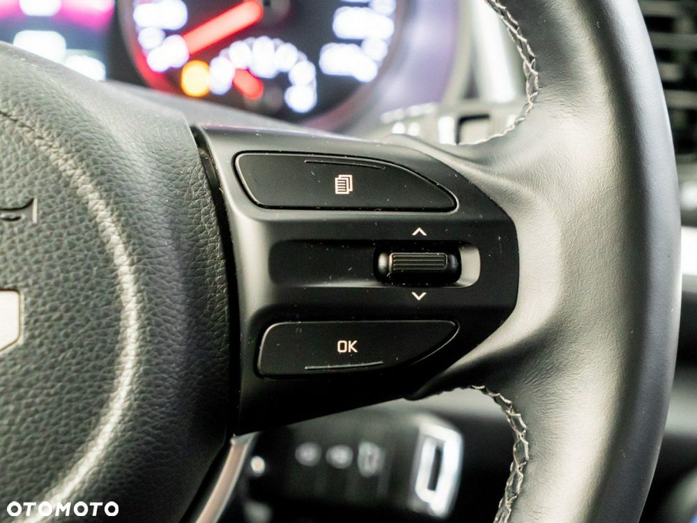 Kia Stonic 1.0 T-GDI M DCT - 24