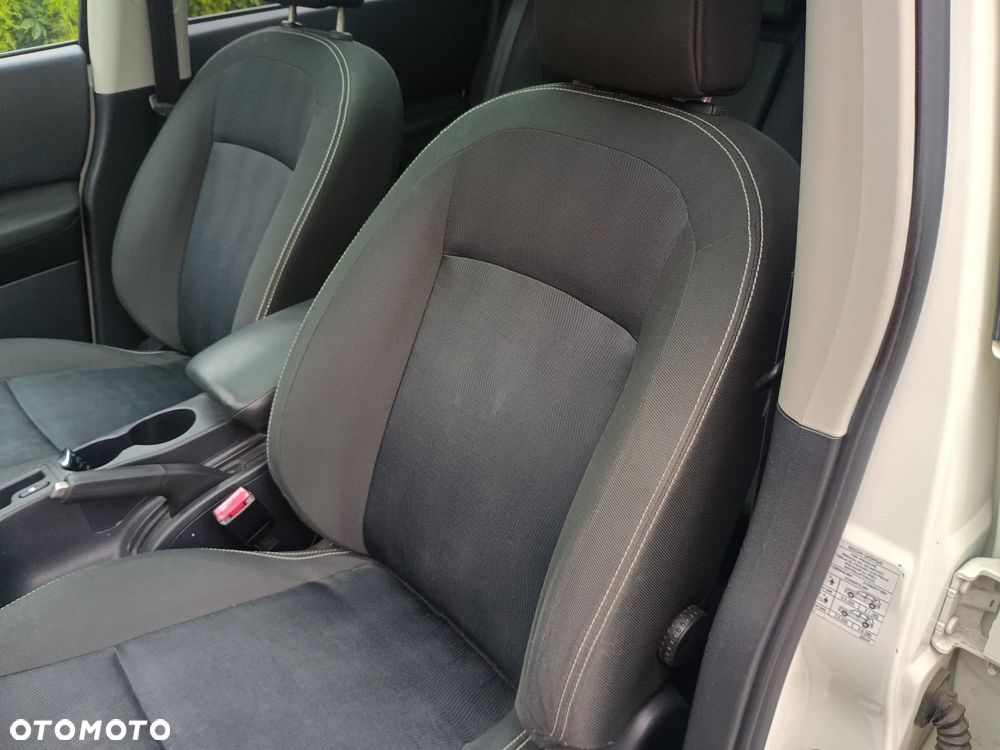 Nissan Qashqai 2.0 Acenta - 27