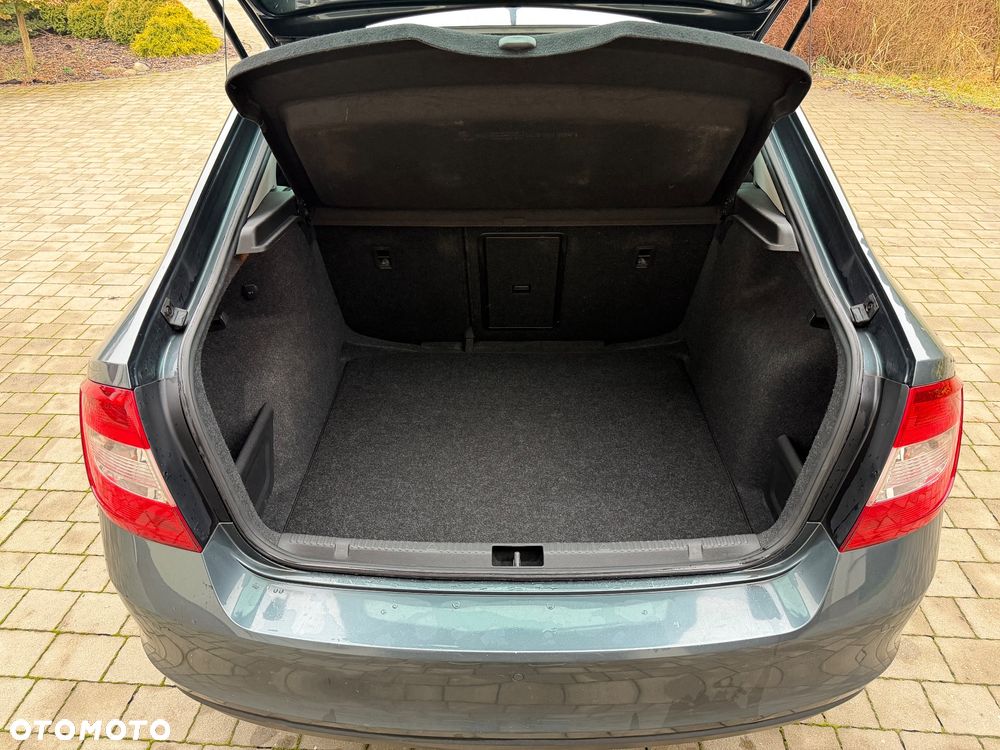 Skoda RAPID 1.2 TSI Style - 10