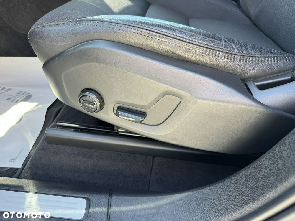 Volvo XC 60 - 16