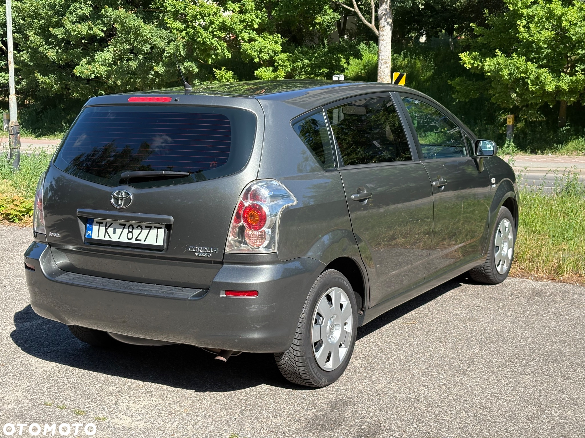 Toyota Corolla Verso 1.8 Sol + 7os - 4