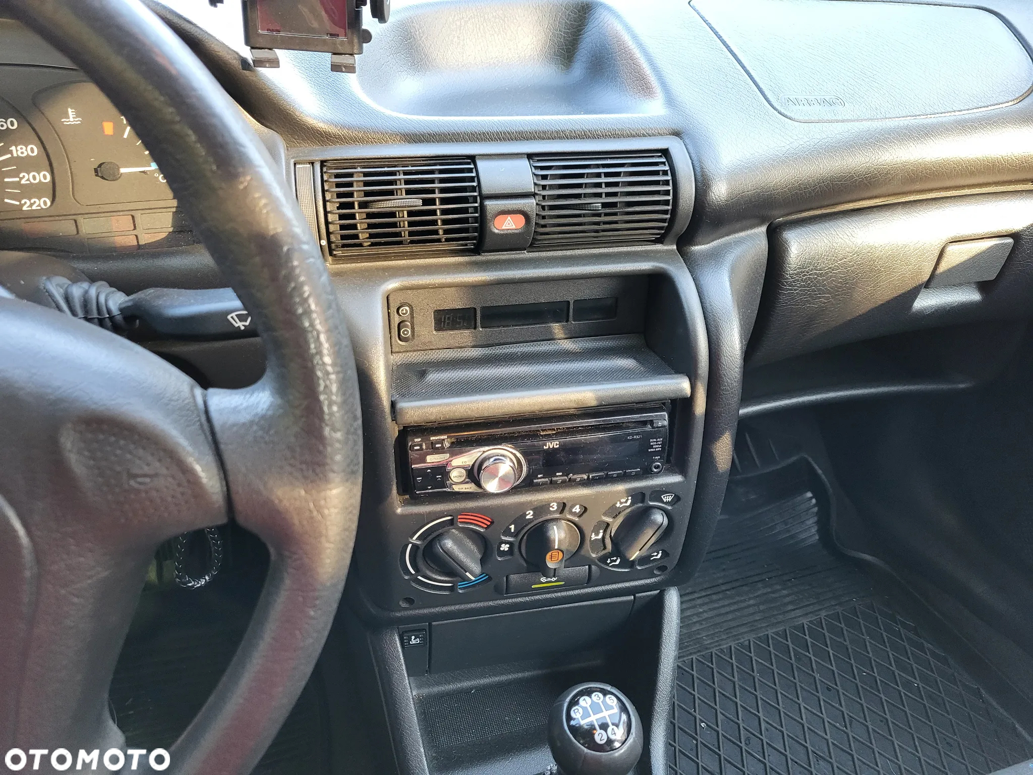 Opel Astra 1.4 16v GL - 16