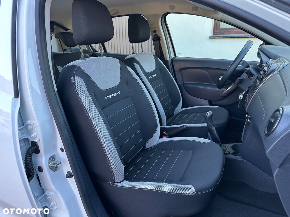 Dacia Sandero Stepway TCe 90 Ambiance - 29