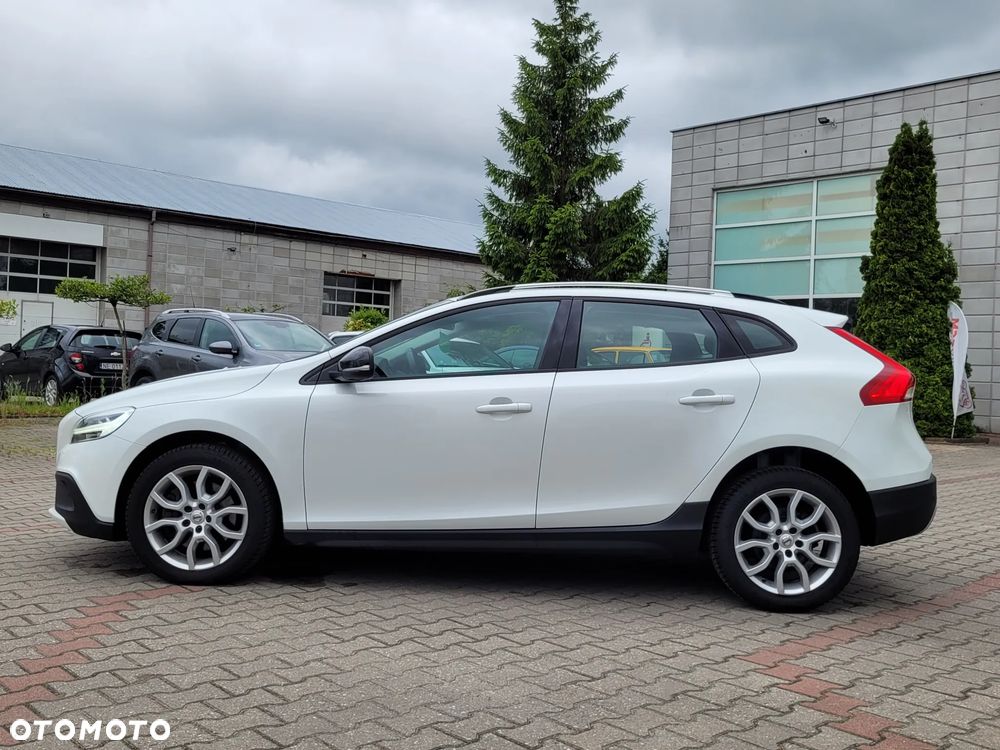 Volvo V40 Cross Country D2 Momentum - 19