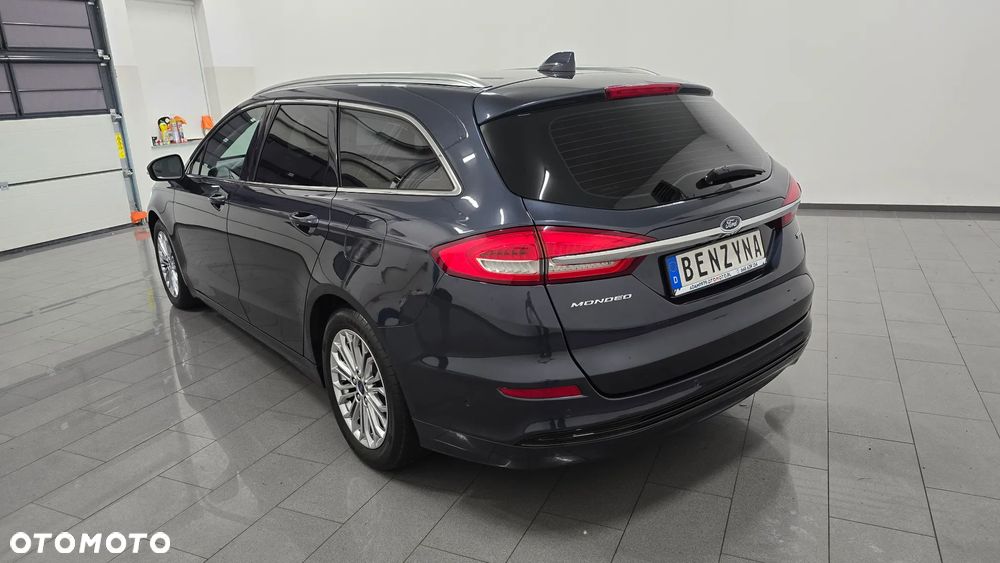 Ford Mondeo 2.0 Hybrid Executive Plus - 4
