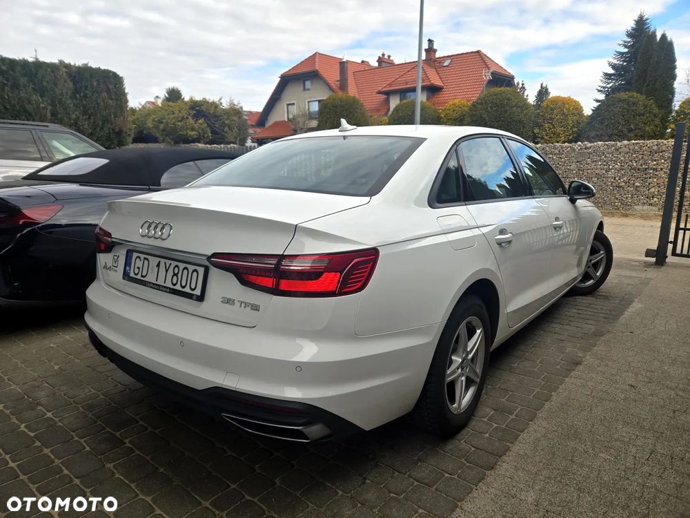 Audi A4 Limousine 35 TFSI S tronic - 4