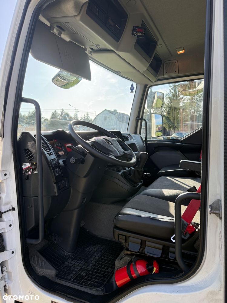 Renault D12 GAMMA - 13