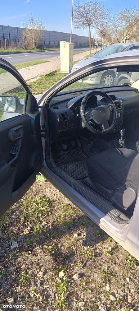 Opel Corsa 1.2 16V Cosmo - 7