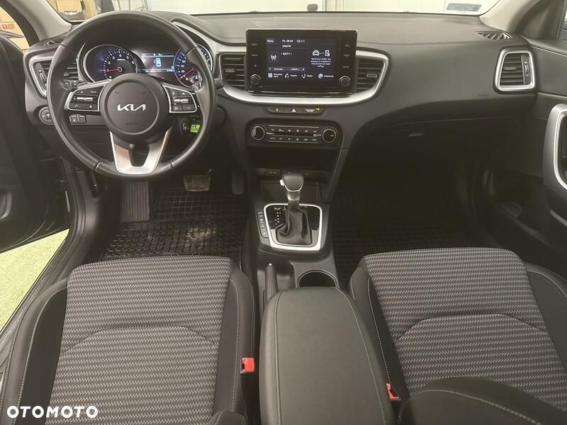 Kia Ceed 1.5 T-GDI M DCT - 21