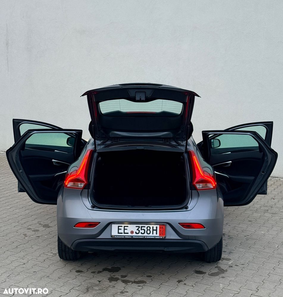 Volvo V40 D2 Geartronic Momentum - 9
