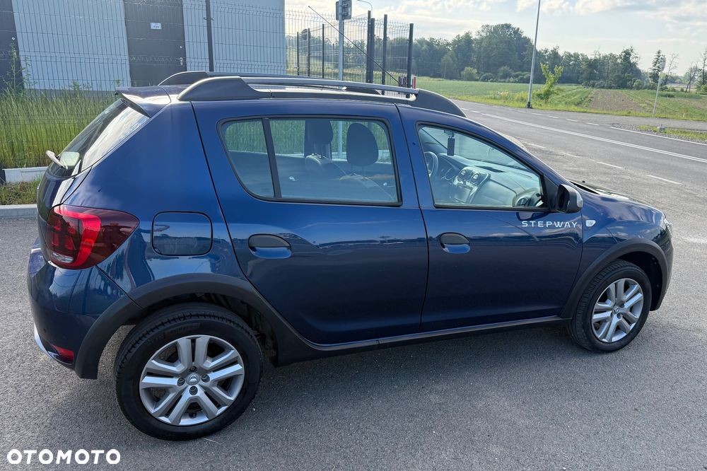 Dacia Sandero - 7