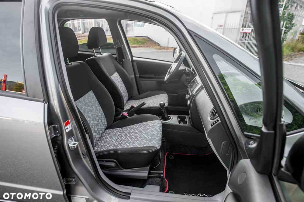 Suzuki SX4 1.6 Comfort 4WD - 16