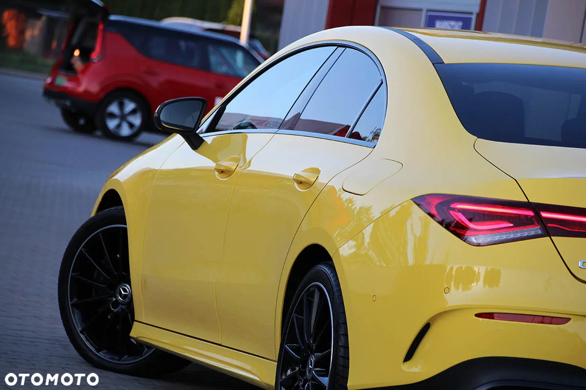 Mercedes-Benz CLA 200 d 8G-DCT AMG Line - 17
