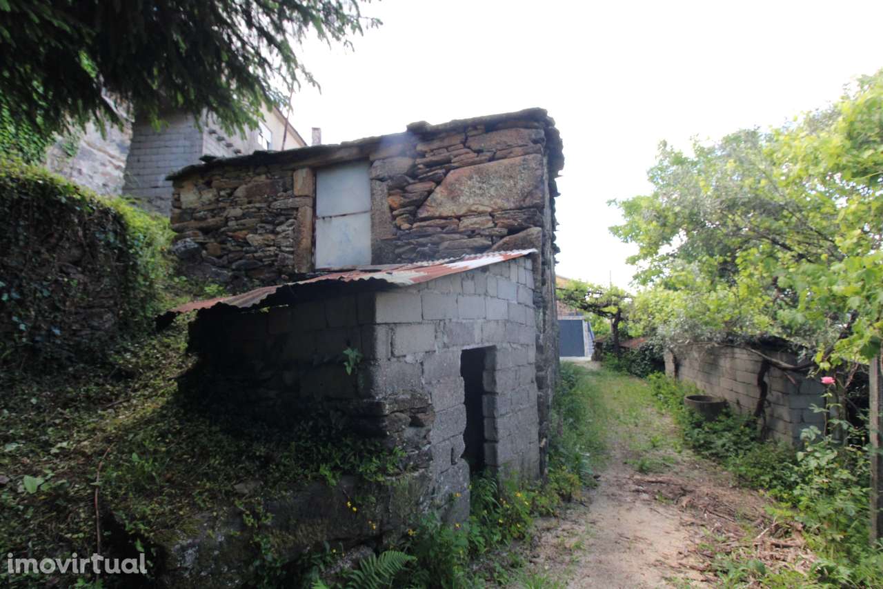 Moradia para Restaurar T2 Venda em Rebordelo,Amarante - Grande imagem: 2/20