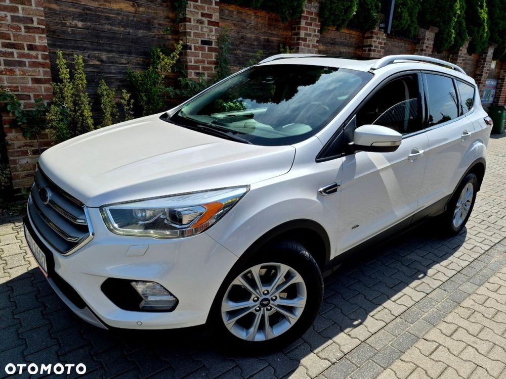 Ford Kuga - 27