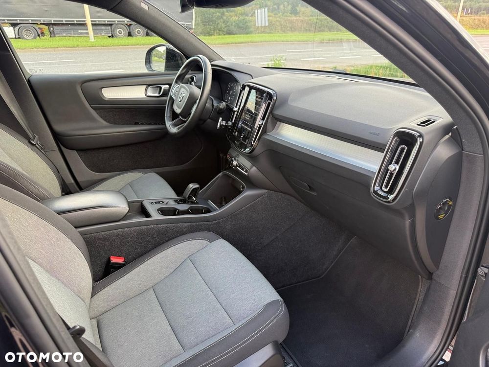 Volvo XC 40 T5 Recharge DKG Essential - 12