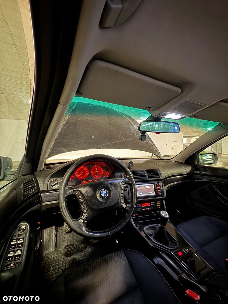 BMW Seria 5 520d - 16