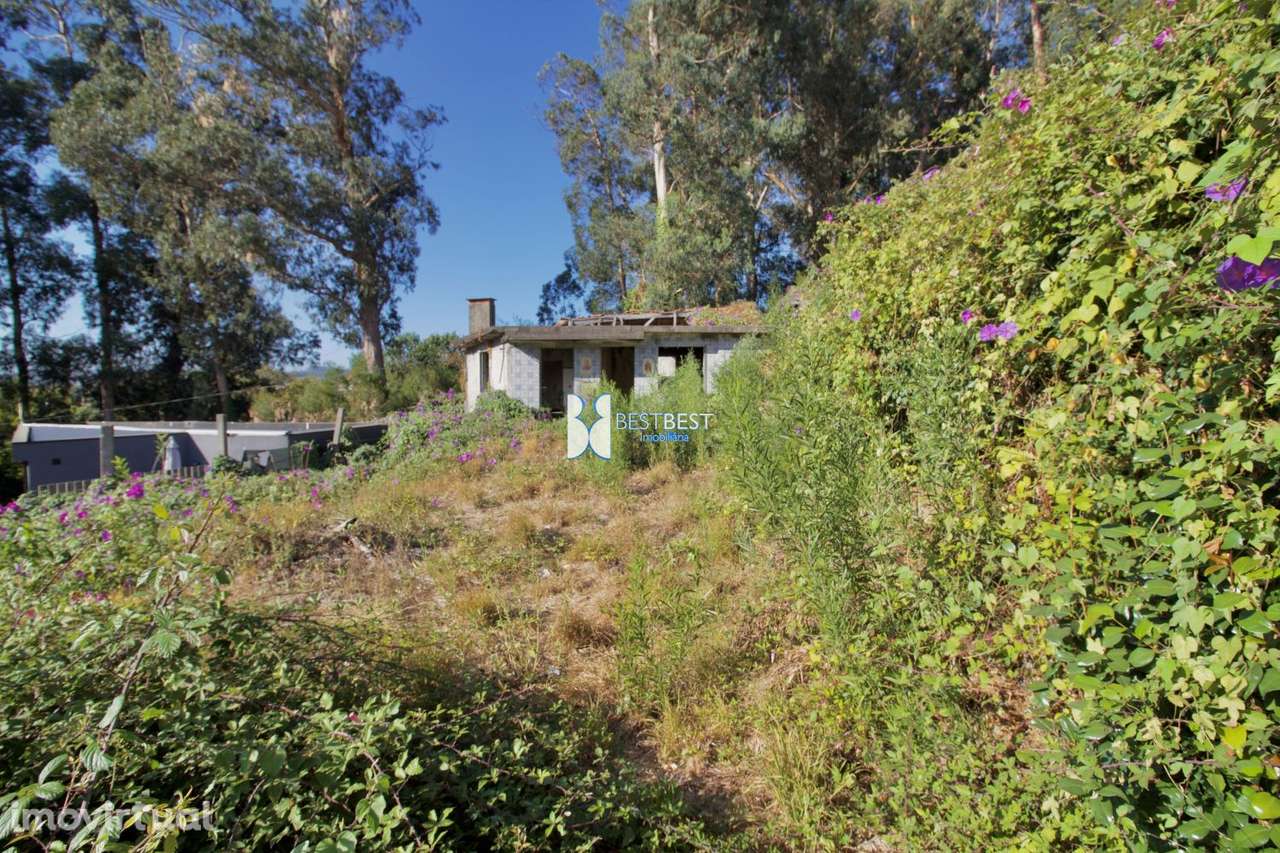 TERRENO COM MORALHA, PROJETO  EM LANDIM, 8 MINUTOS FAMALICÃO - Grande imagem: 2/28