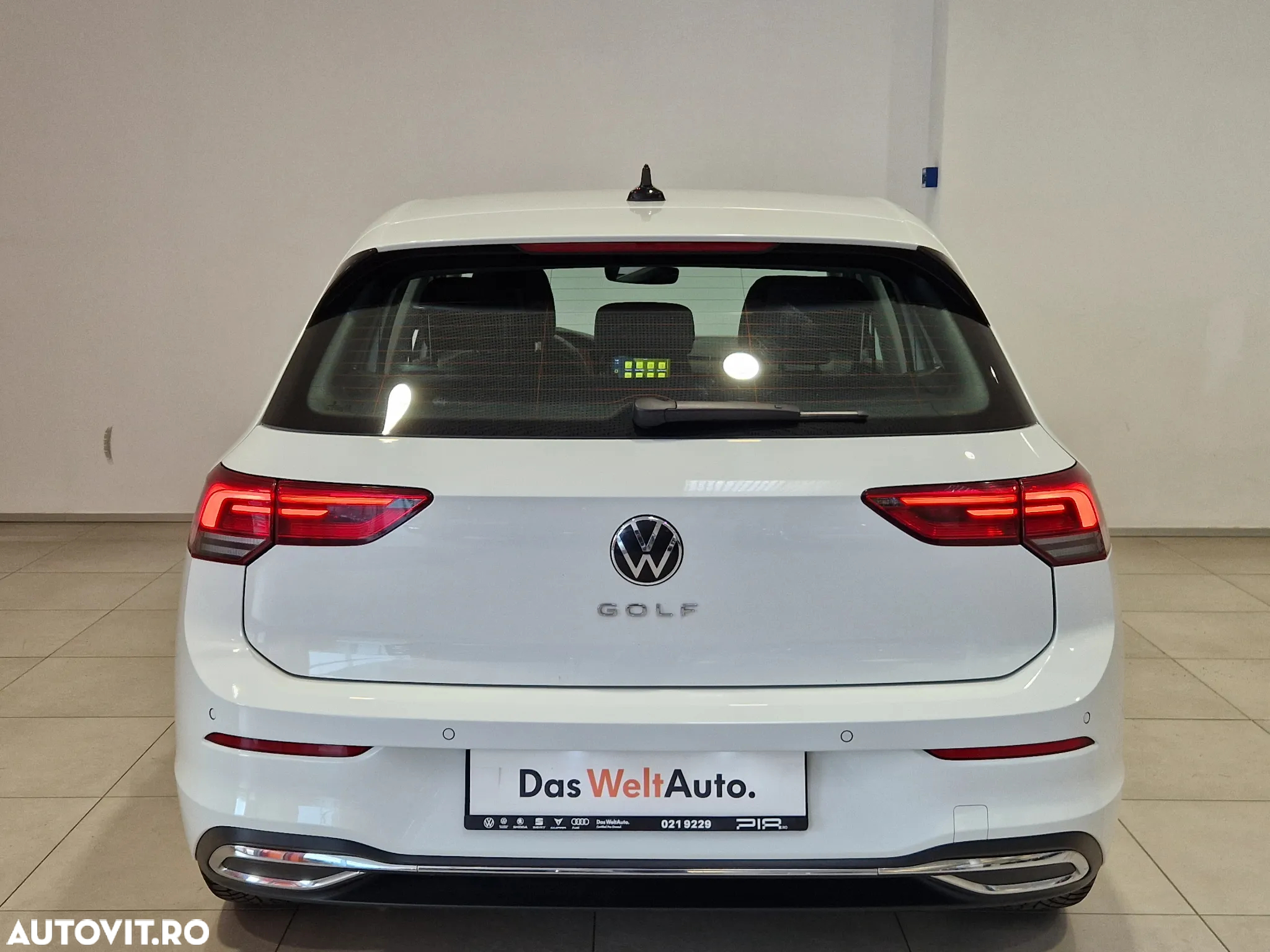 Volkswagen Golf 2.0 TDI DSG Style - 8