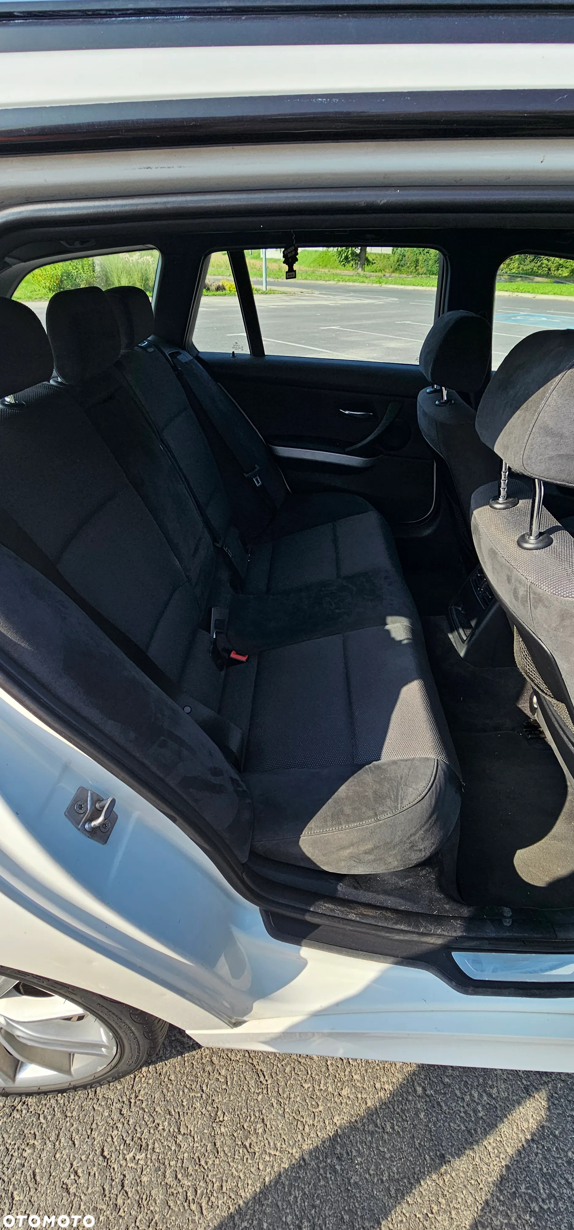 BMW Seria 3 318d Touring Sport Line - 9