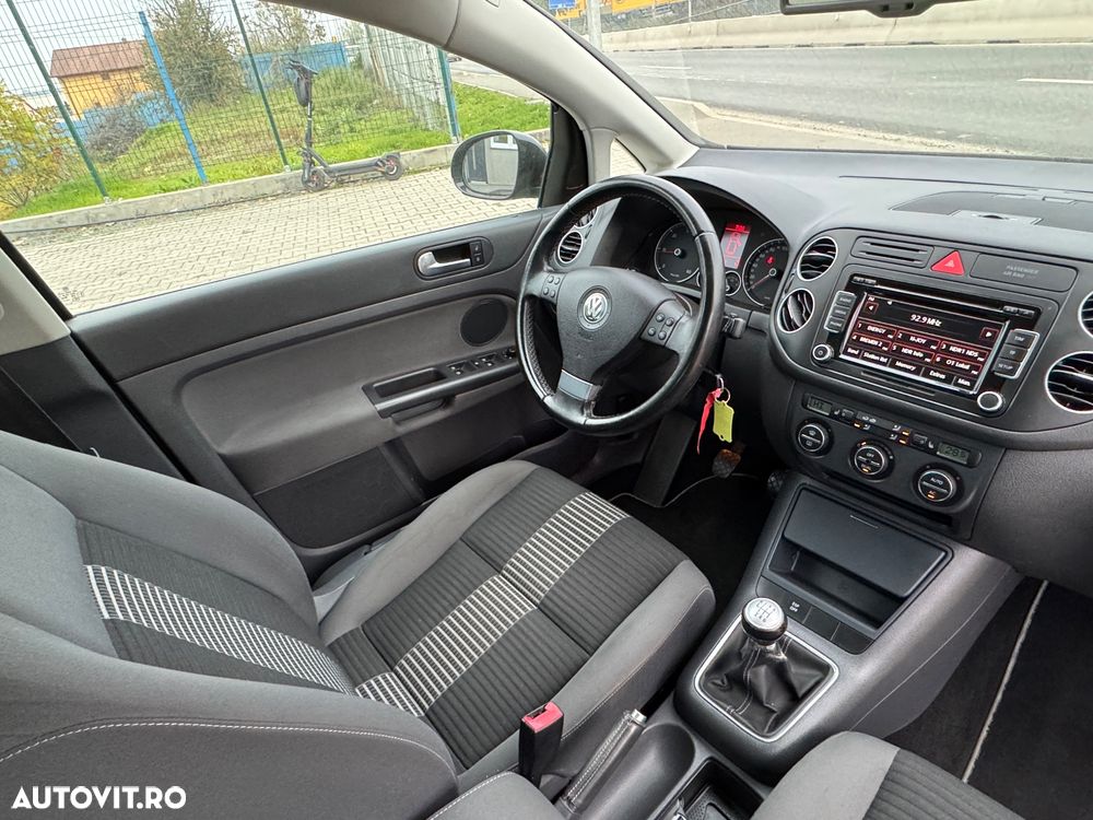 Volkswagen Golf Plus 2.0 TDI DPF United - 39
