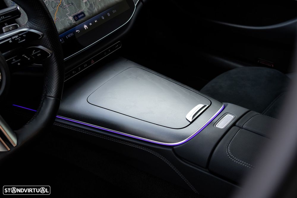 Mercedes-Benz E 300 - 24