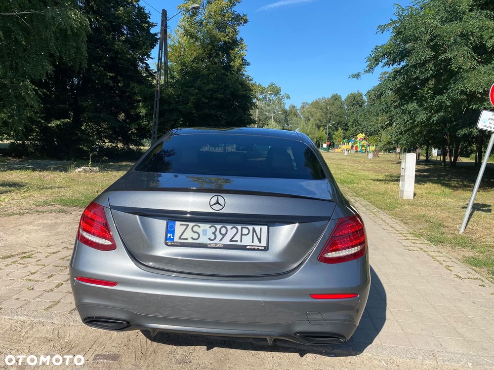 Mercedes-Benz Klasa E 220 d 4-Matic AMG - 4